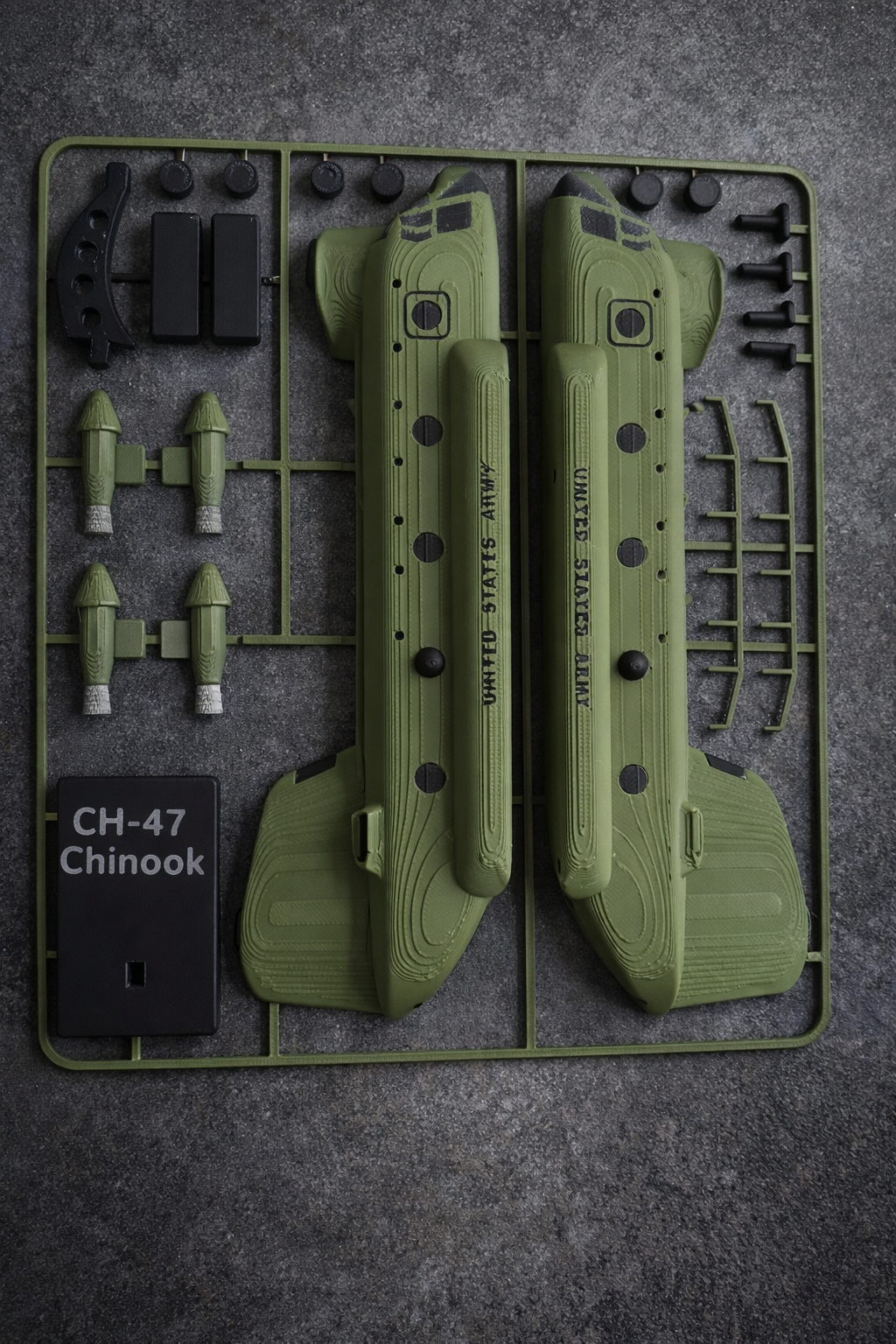 CH-47 Chinook Helicopter Loose Piece Display Model – 3D Printed Military Helicopter