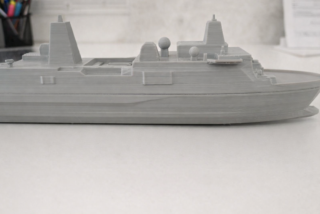 USS San Antonio Class Amphibious Transport Dock 3D Printed Display Ship – Naval Desk Decor