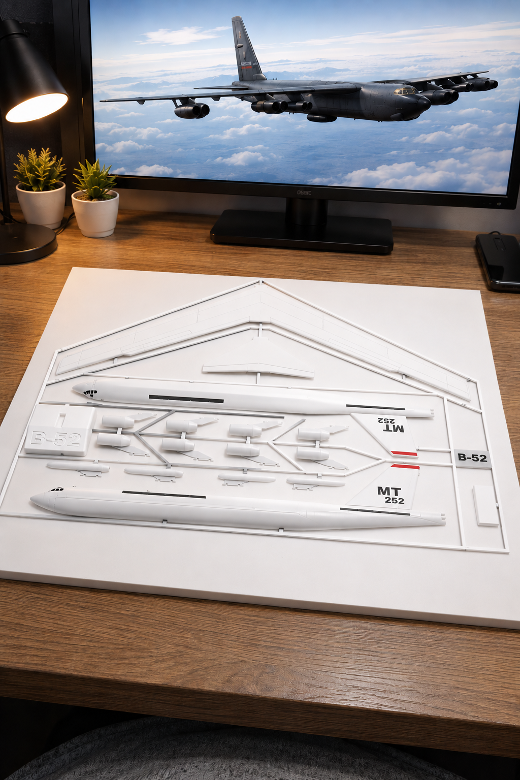 B-52 Stratofortress 3D Printed Model Kit B-52 Stratofortress 3D Printed Model Kit – Military Bomber Aircraft DIY Build – Aviation Desk Decor – Strategic Bomber Display