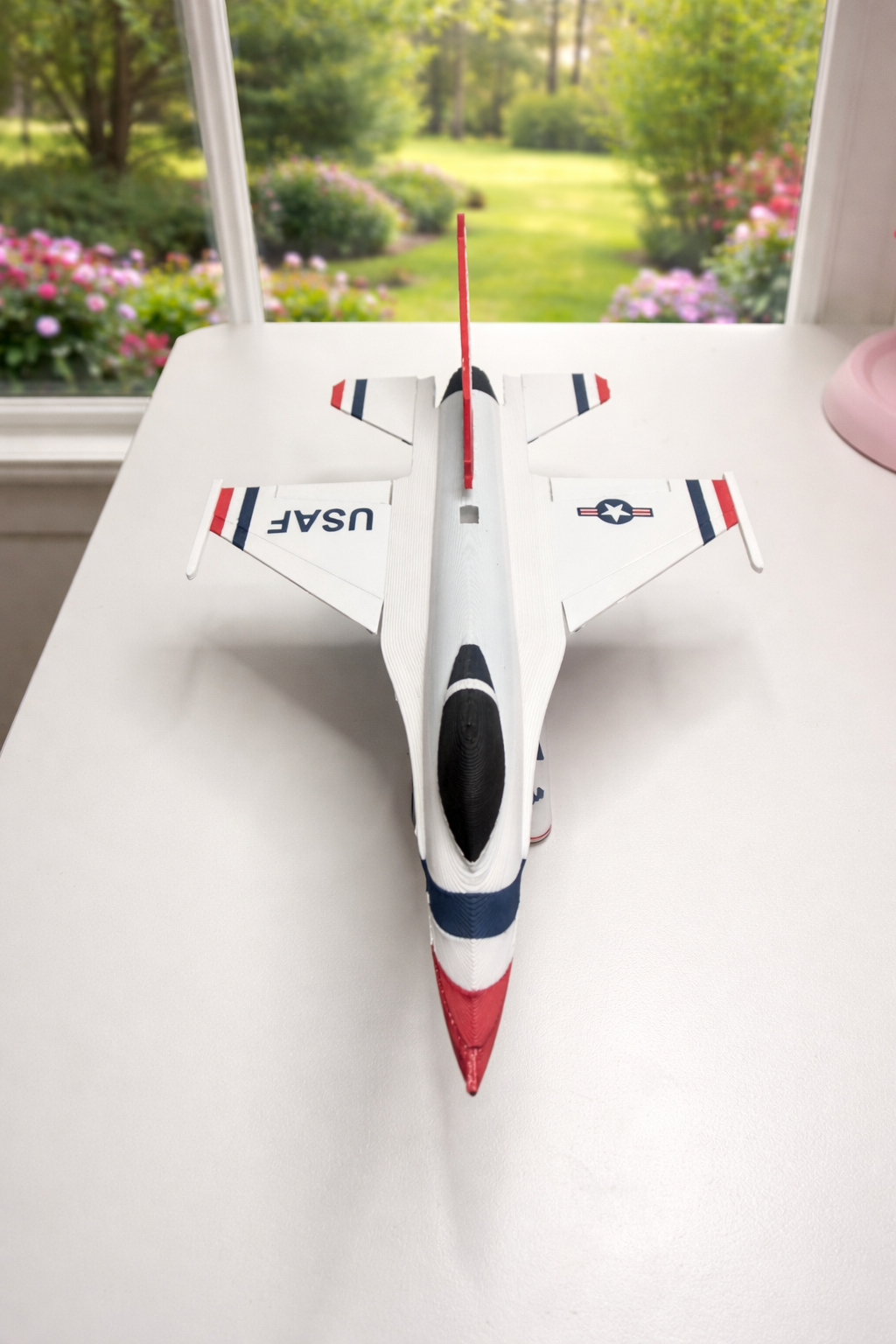 USAF Thunderbirds F-16 3D Printed Aircraft Model Kit – Air Demonstration Team Edition