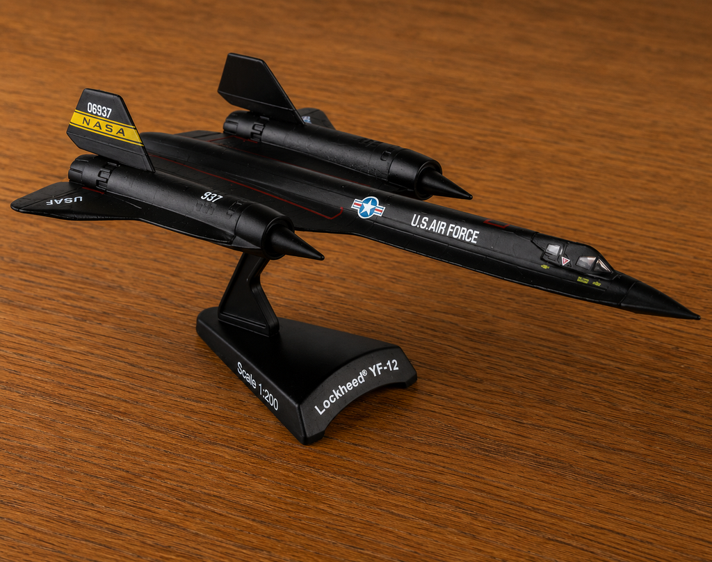 NASA YF-12 Die-Cast Aircraft Model – 1/200 Scale Blackbird Prototype